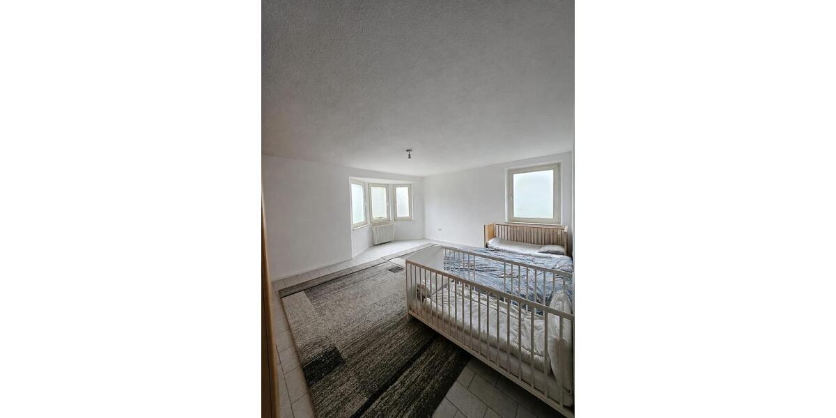 Erdgeschoßwohnung Moers - 2 Zimmer, 73 m&sup2;, 590&euro; | Angebot:26618852
