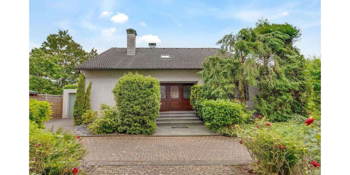 Einfamilienhaus Kaarst - 9 Zimmer, 246 m&sup2;, 729.000&euro; | Angebot:26033108