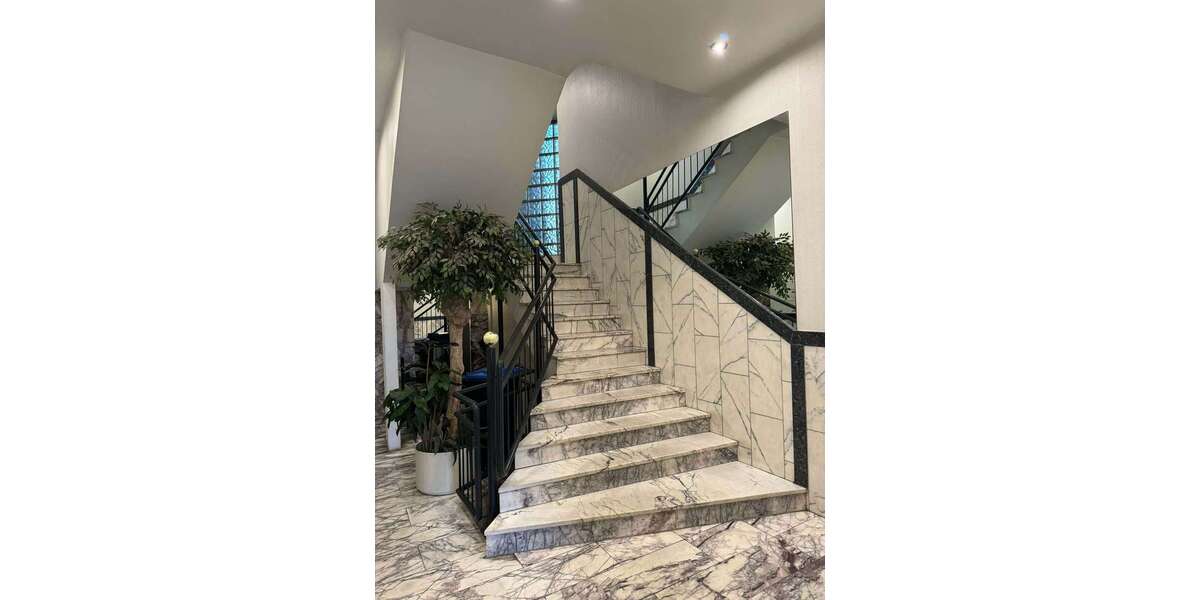 Zimmer Düsseldorf Stadtmitte - 1 Zimmer, 1.300&euro; | Angebot:25529551