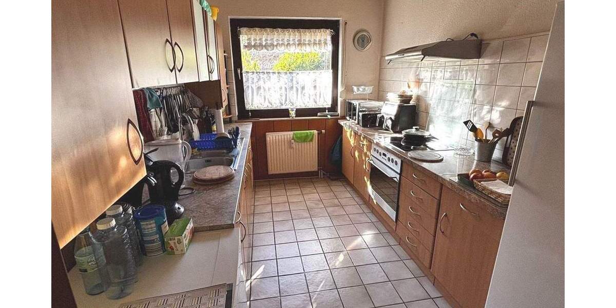 Etagenwohnung Krefeld Cracau - 3 Zimmer, 95 m&sup2;, 189.000&euro; | Angebot:25741183