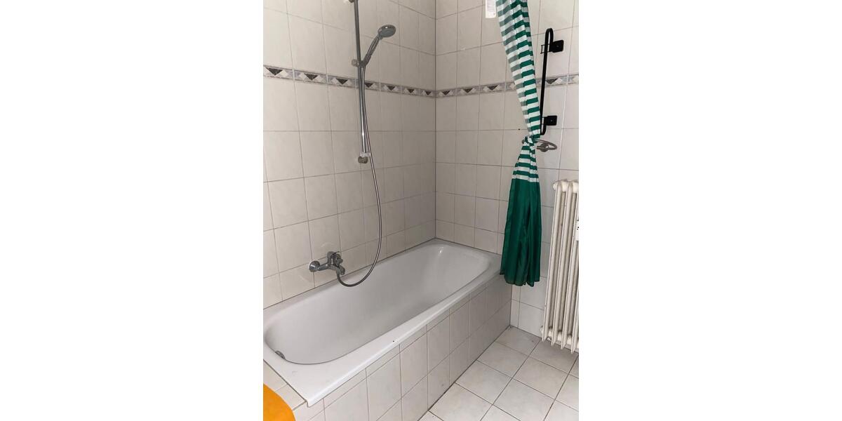 Etagenwohnung Krefeld Gartenstadt - 4 Zimmer, 91 m&sup2;, 820&euro; | Angebot:25720429