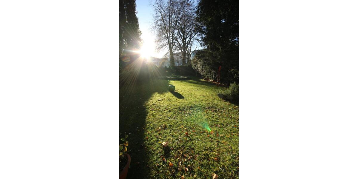 Erdgeschoßwohnung Mönchengladbach - 4 Zimmer, 100 m&sup2;, 1.500&euro; | Angebot:25394166