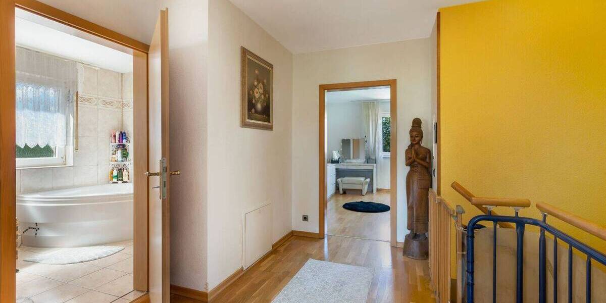 Mehrfamilienhaus, Wohnhaus Neuss Uedesheim - 1 Zimmer, 239 m&sup2;, 1.350.000&euro; | Angebot:26841932
