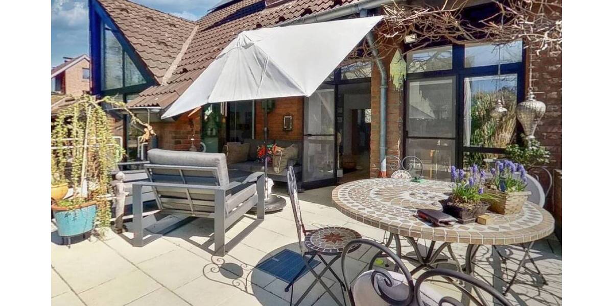 Einfamilienhaus Neuss Furth-Mitte - 9 Zimmer, 302 m&sup2;, 1.250.000&euro; | Angebot:26486011
