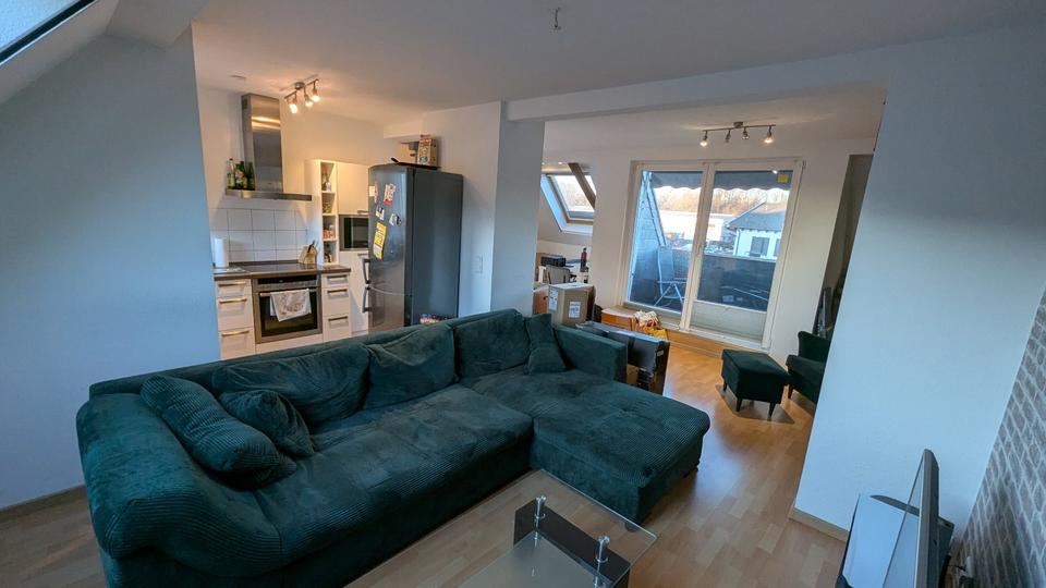 Dachgeschoßwohnung Viersen - 3.5 Zimmer, 106 m&sup2;, 1.060&euro; | Angebot:25874682