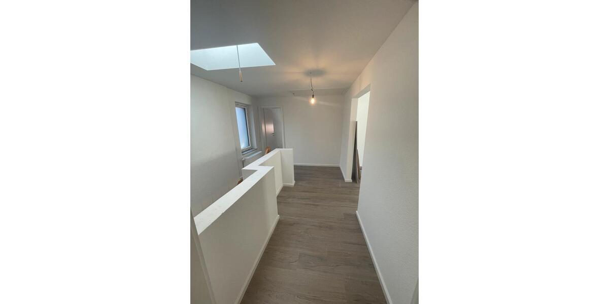 Etagenwohnung Grefrath - 3 Zimmer, 80 m&sup2;, 900&euro; | Angebot:26578547