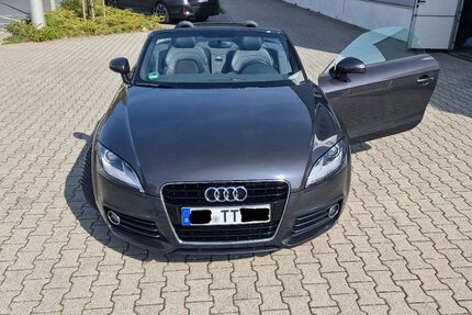 Audi TT 32.700 km 20.700 &euro; Hückelhoven 41836