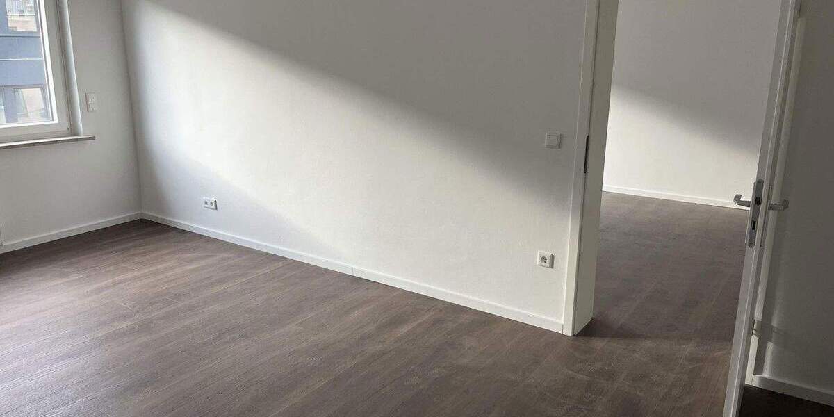 Etagenwohnung Krefeld Stadtmitte - 3 Zimmer, 91 m&sup2;, 700&euro; | Angebot:25780302