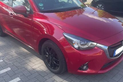 Mazda 2 114.000 km 7.890 &euro; Neuss 41460