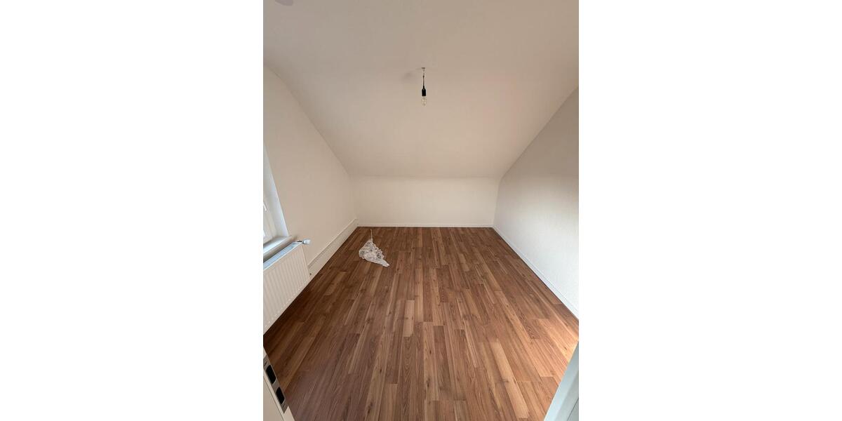 Maisonettenwohnung Mönchengladbach Süd - 3.5 Zimmer, 90 m&sup2;, 1.200&euro; | Angebot:25810547