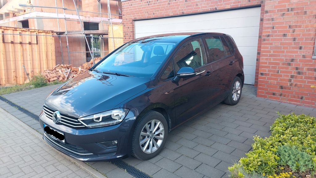 VW Golf Sportsvan 46.500 km 13.500 &euro; Kerken 47647