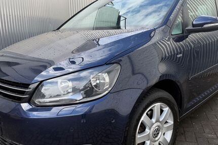 VW Touran 328.000 km 4.250 &euro; Viersen 41748