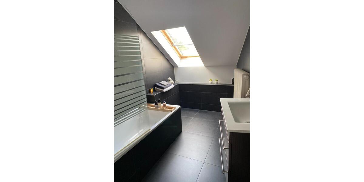 Reihenhaus Tönisvorst - 7 Zimmer, 157 m&sup2;, 399.000&euro; | Angebot:25024929