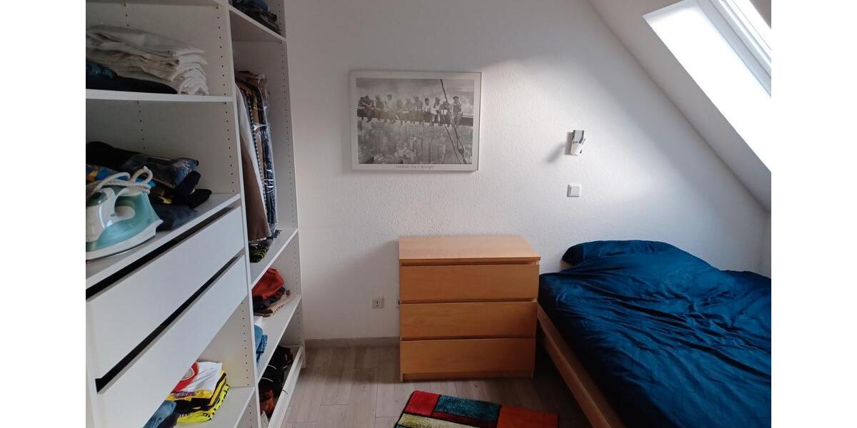 Etagenwohnung Düsseldorf Oberbilk - 2.5 Zimmer, 44 m&sup2;, 750&euro; | Angebot:26038167
