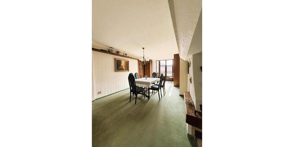 Einfamilienhaus Hückelhoven - 7 Zimmer, 210 m&sup2;, 490.000&euro; | Angebot:25992369