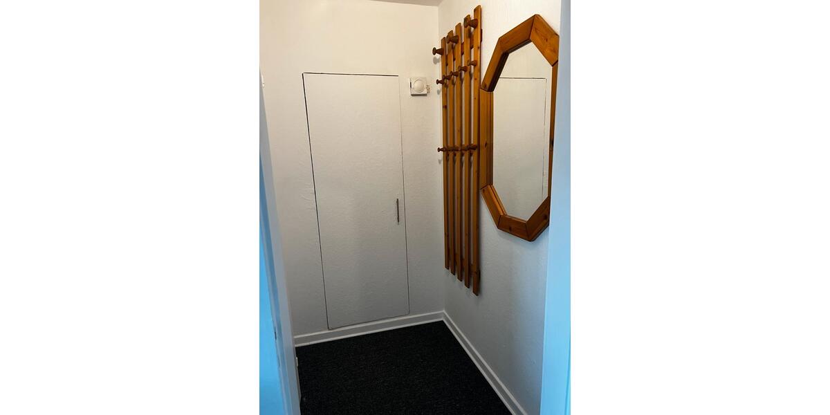 Dachgeschoßwohnung Grefrath - 2 Zimmer, 40 m&sup2;, 375&euro; | Angebot:25965173