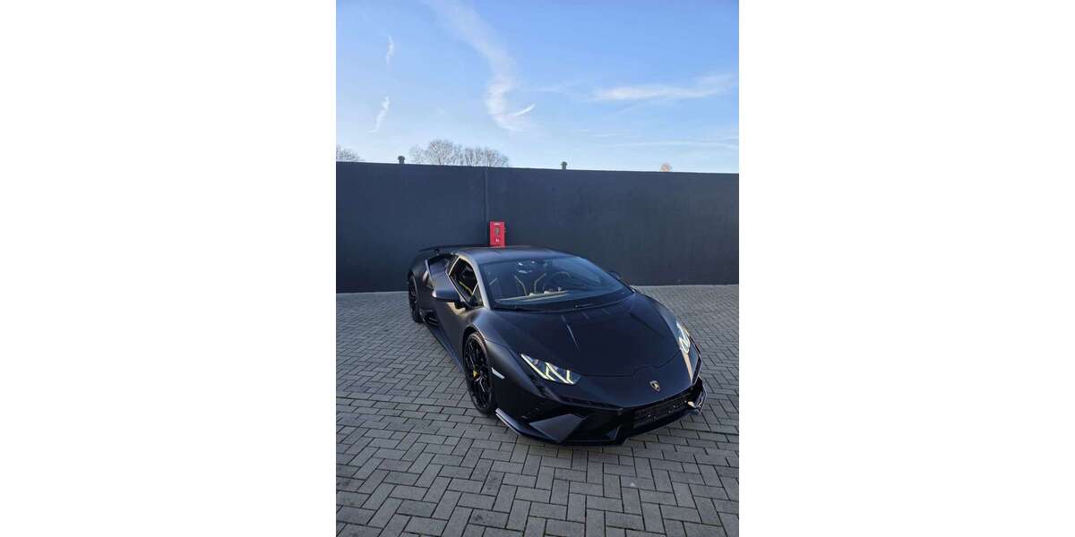 Lamborghini Huracán 5.600 km 284.999 &euro; Heinsberg 52525