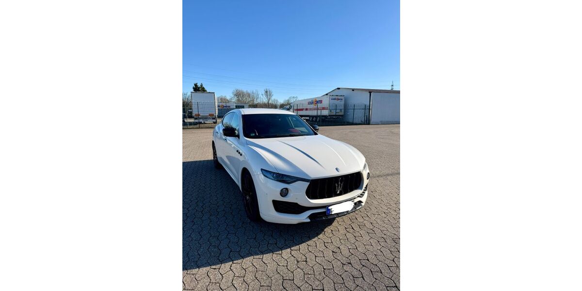 Maserati Levante 198.000 km 22.300 &euro; Mönchengladbach 41065