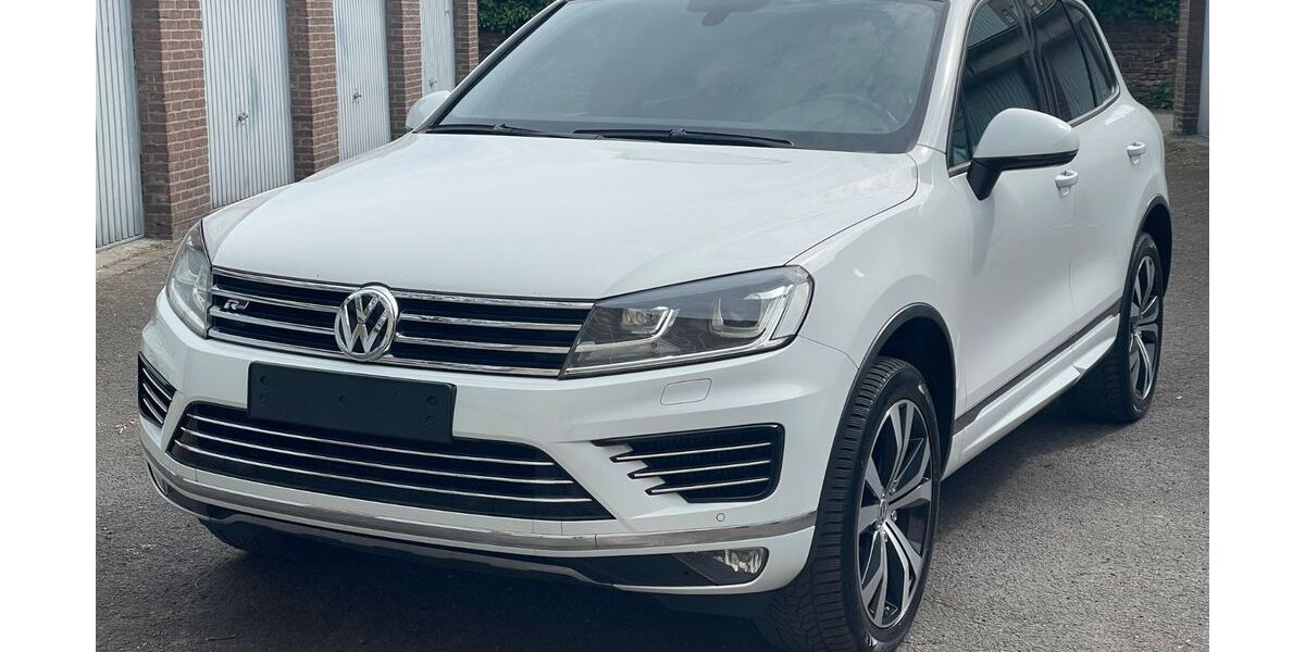 VW Touareg 227.543 km 16.900 &euro; Krefeld 47799