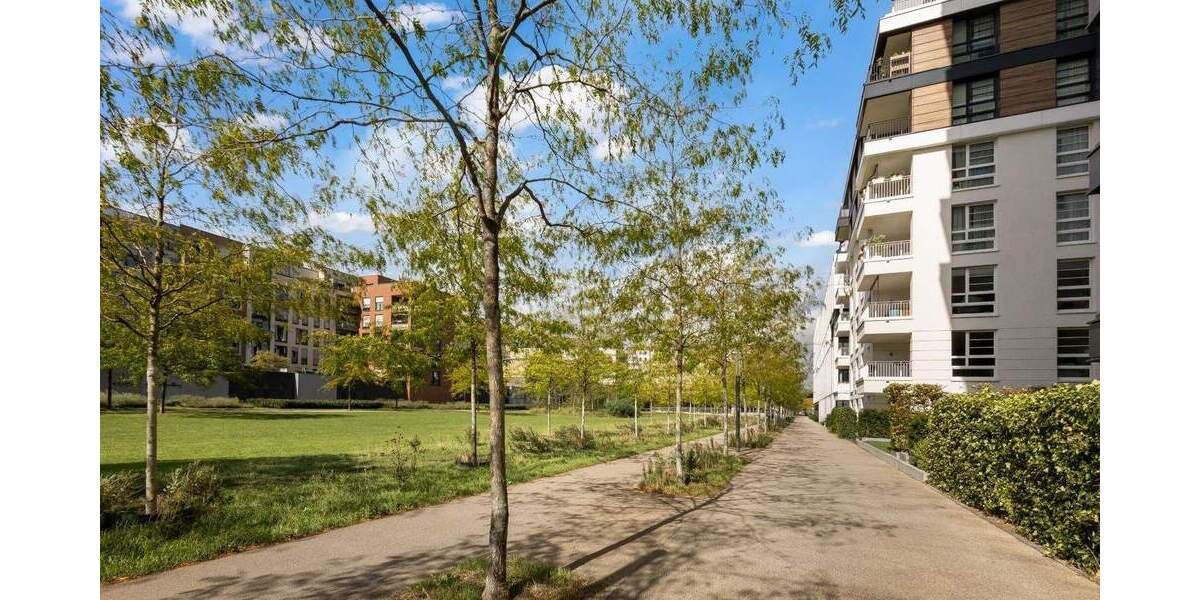 Etagenwohnung Düsseldorf Pempelfort - 3 Zimmer, 99 m&sup2;, 790.000&euro; | Angebot:25738399