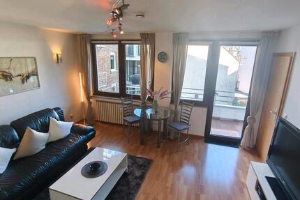 Wohnung Düsseldorf Pempelfort - 1 Zimmer, 36 m&sup2;, 1.200&euro; | Angebot:25047333