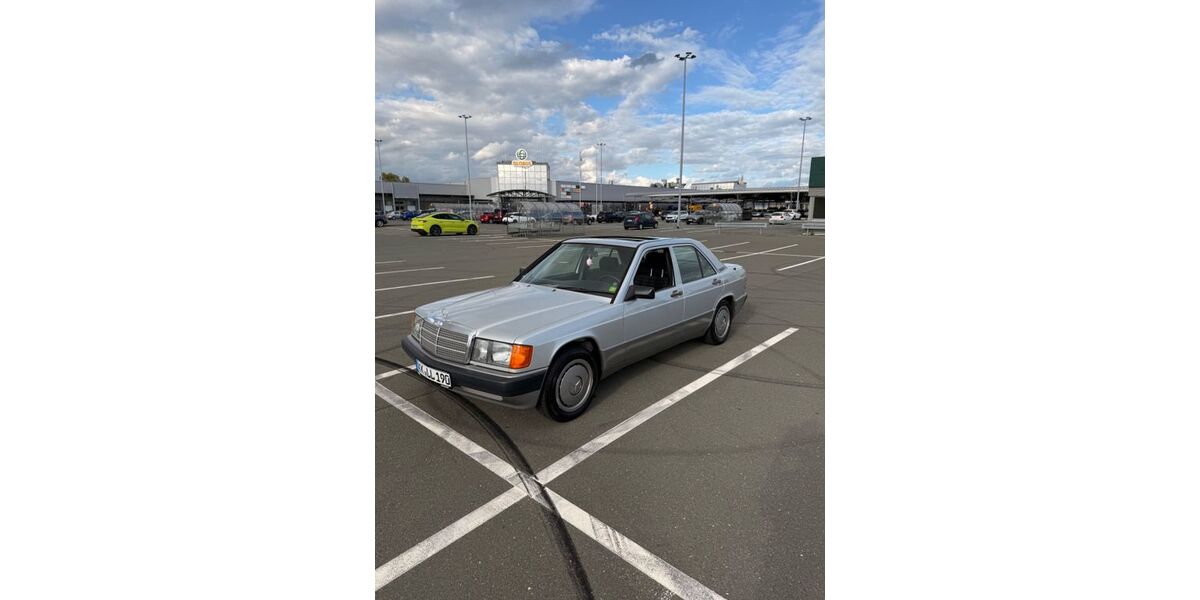 Mercedes-Benz 190 168.000 km 7.500 &euro; Tönisvorst 47918