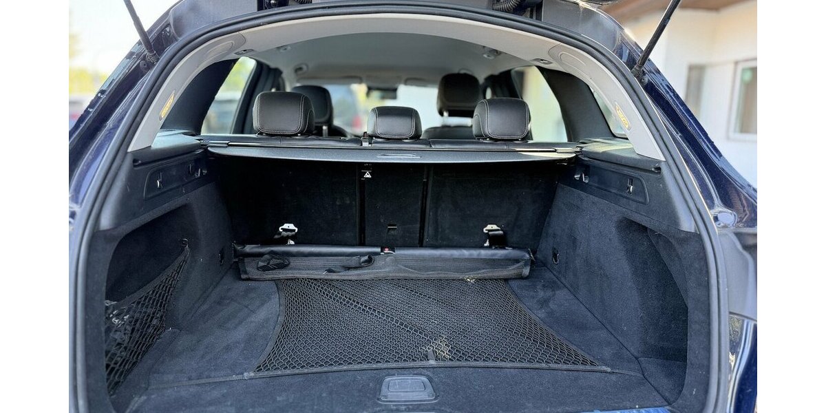 Mercedes-Benz GLC 220 d 4Matic / 1.Hd / MBUX / Kamera / Leder 99.000 km 32.490 &euro; Mönchengladbach 41066