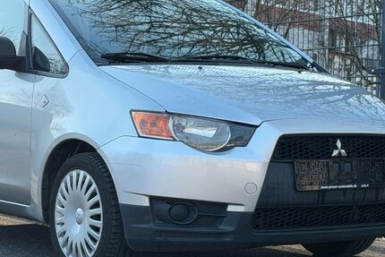 Mitsubishi Colt 124.778 km 3.888 &euro; Mönchengladbach 41068
