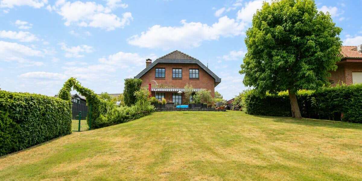 Einfamilienhaus Wegberg - 5 Zimmer, 140 m&sup2;, 575.000&euro; | Angebot:27116136