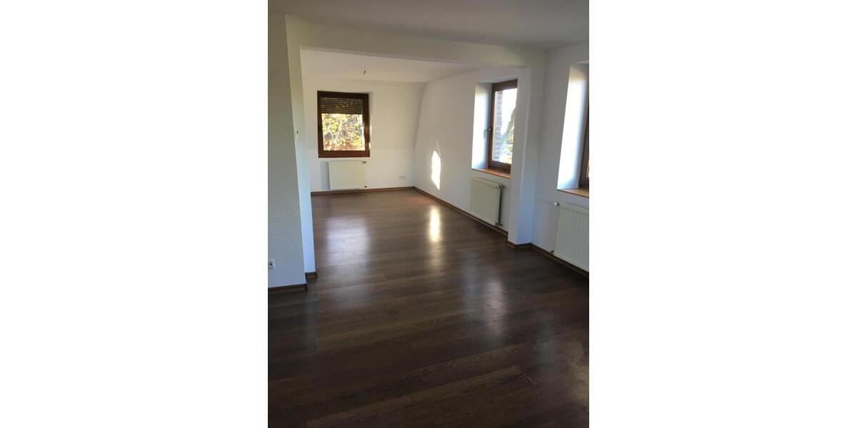 Etagenwohnung Krefeld Gellep-Stratum - 1 Zimmer, 71 m&sup2;, 700&euro; | Angebot:24876823