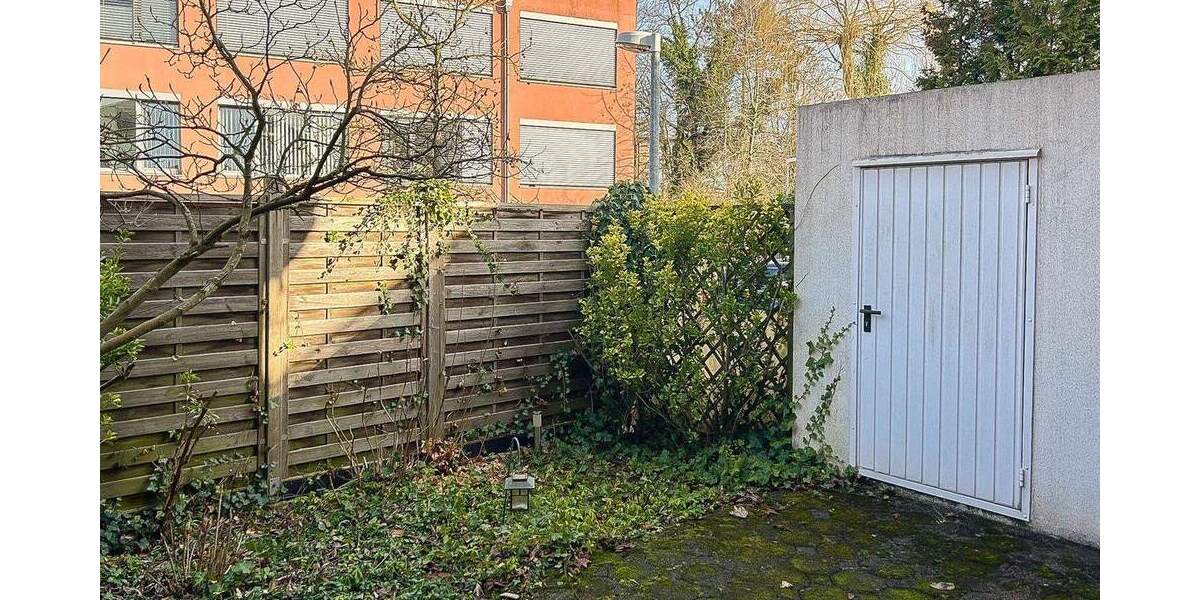 Doppelhaushälfte Düsseldorf Wittlaer - 5 Zimmer, 133 m&sup2;, 2.600&euro; | Angebot:25687680
