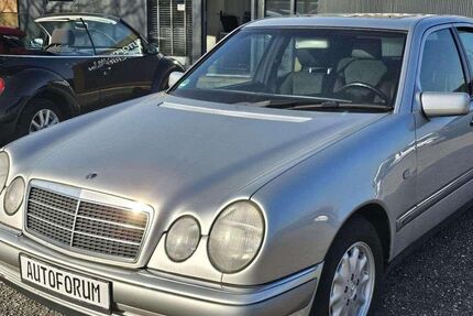 Mercedes-Benz E 240 232.883 km 3.500 &euro; Kempen 47906