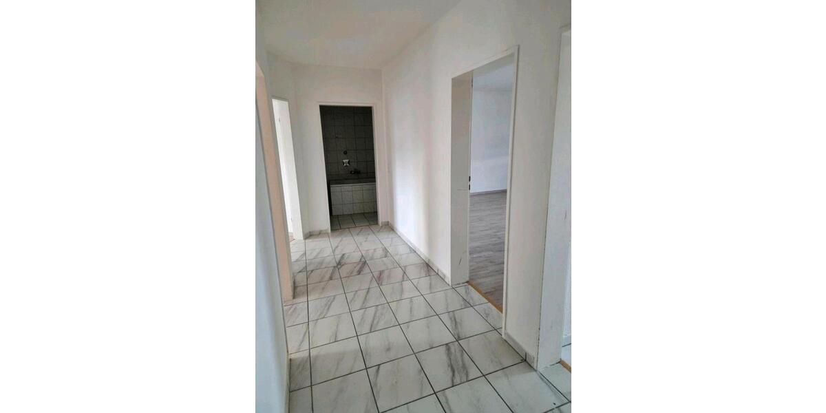 Etagenwohnung Mönchengladbach Süd - 3 Zimmer, 83 m&sup2;, 1.400&euro; | Angebot:25660321