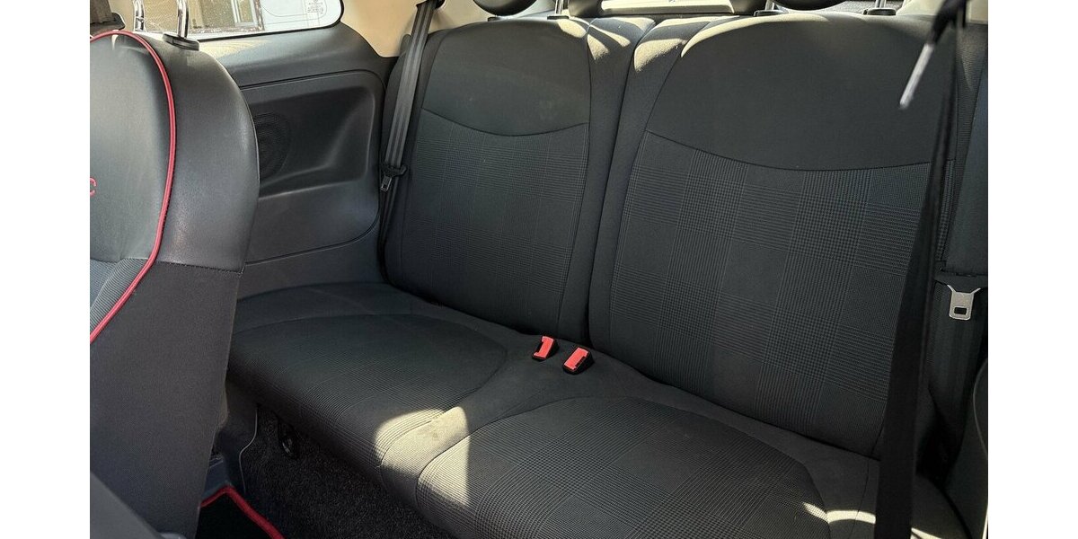 Fiat 500 Lounge / Automatik / Cabriodach / Klima 64.000 km 10.990 &euro; Mönchengladbach 41066