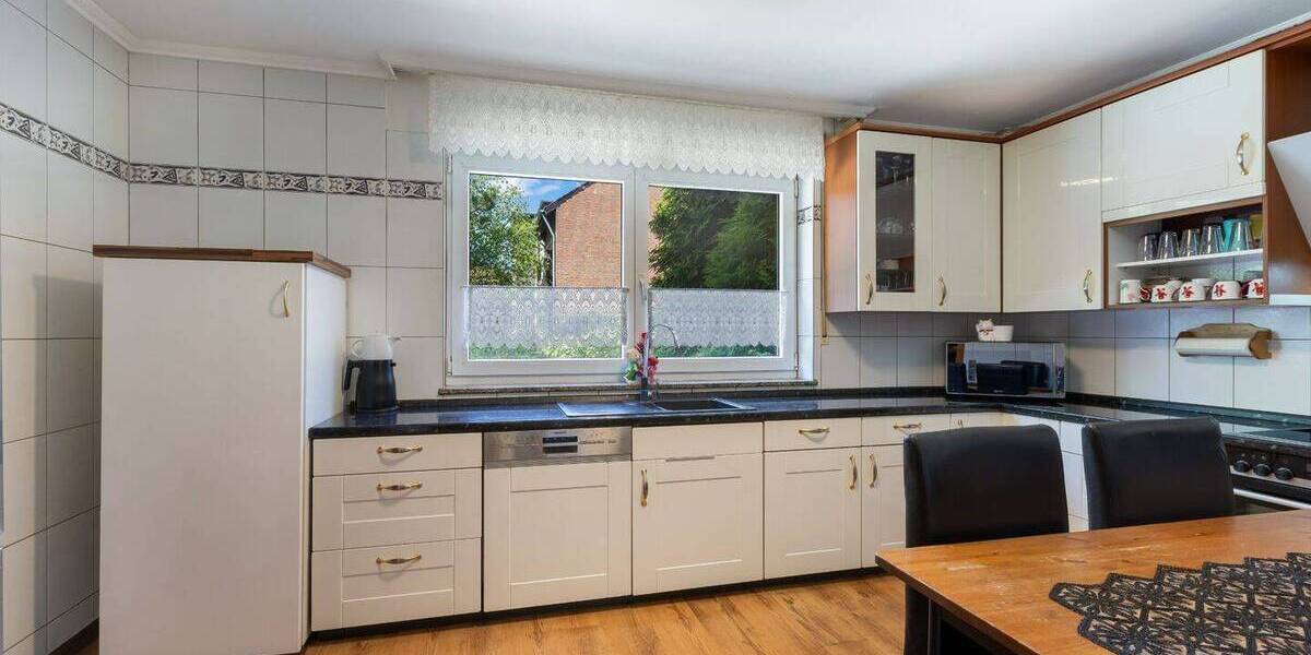 Mehrfamilienhaus, Wohnhaus Neuss Uedesheim - 1 Zimmer, 239 m&sup2;, 1.350.000&euro; | Angebot:26841932