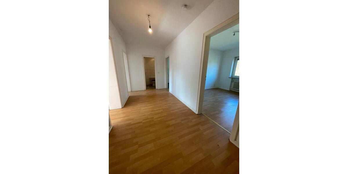 Etagenwohnung Schwalmtal - 3 Zimmer, 73 m&sup2;, 660&euro; | Angebot:26035752