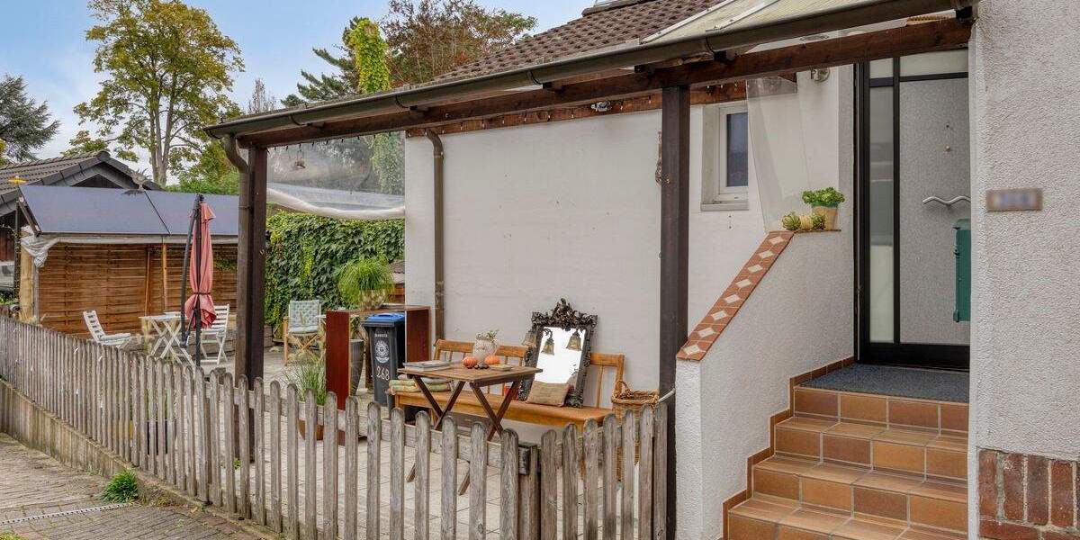 Doppelhaushälfte Düsseldorf Wittlaer - 2 Zimmer, 89 m&sup2;, 439.000&euro; | Angebot:25687695