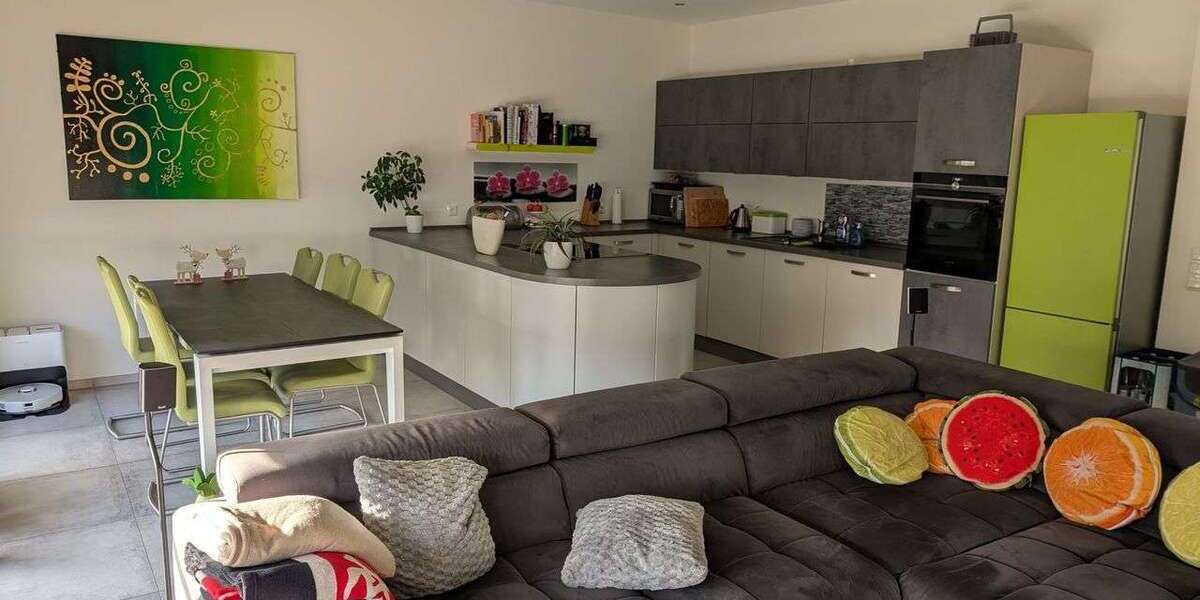 Etagenwohnung Mönchengladbach Süd - 3 Zimmer, 103 m&sup2;, 1.350&euro; | Angebot:26096850