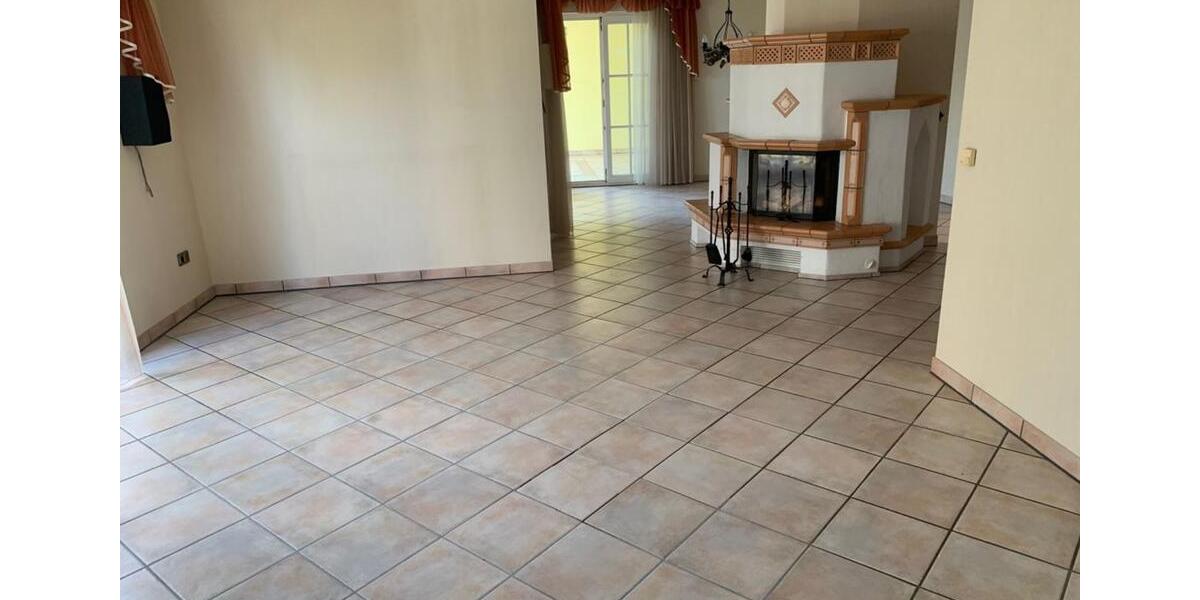 Einfamilienhaus Geldern - 8 Zimmer, 185 m&sup2;, 549.000&euro; | Angebot:24514548