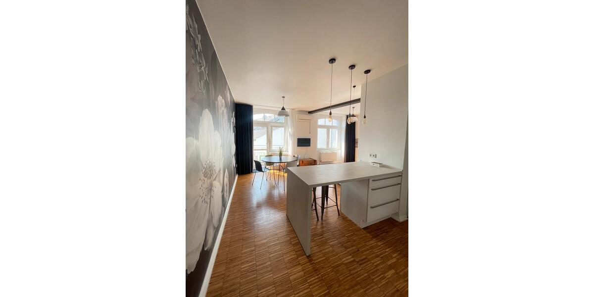 Etagenwohnung Düsseldorf Stadtbezirk 3 - 1 Zimmer, 60 m&sup2;, 1.450&euro; | Angebot:25656487