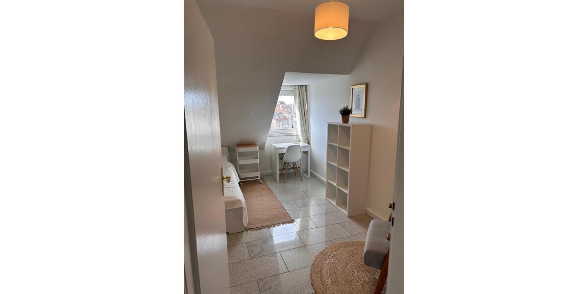 Etagenwohnung Düsseldorf Oberbilk - 4 Zimmer, 83 m&sup2;, 409.000&euro; | Angebot:25813283