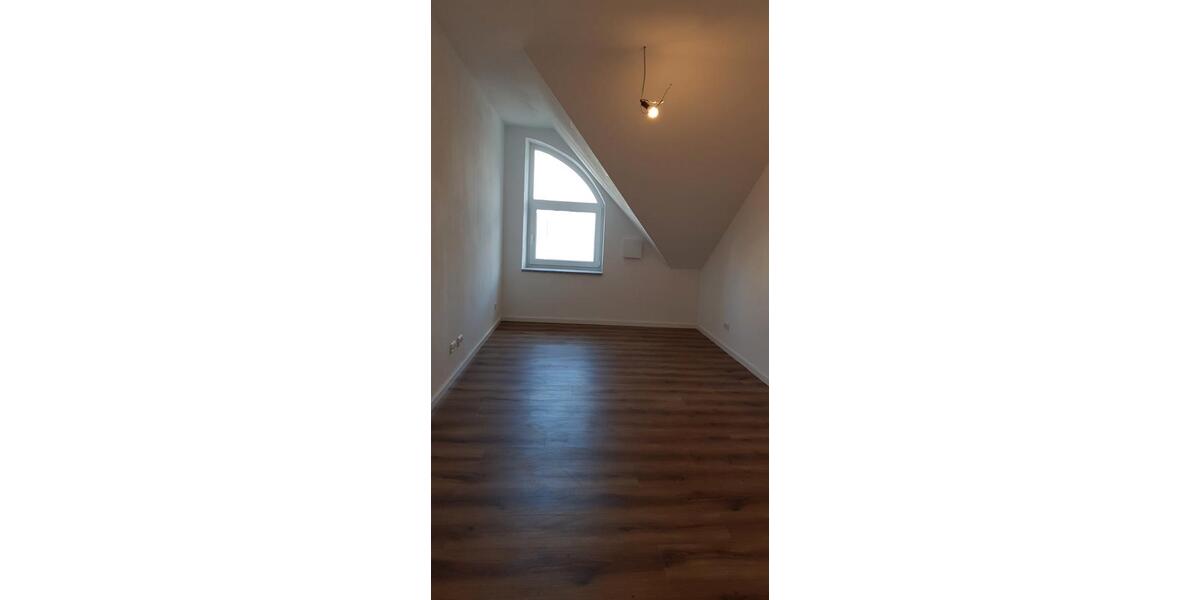 Dachgeschoßwohnung Viersen - 2 Zimmer, 60 m&sup2;, 690&euro; | Angebot:26552458