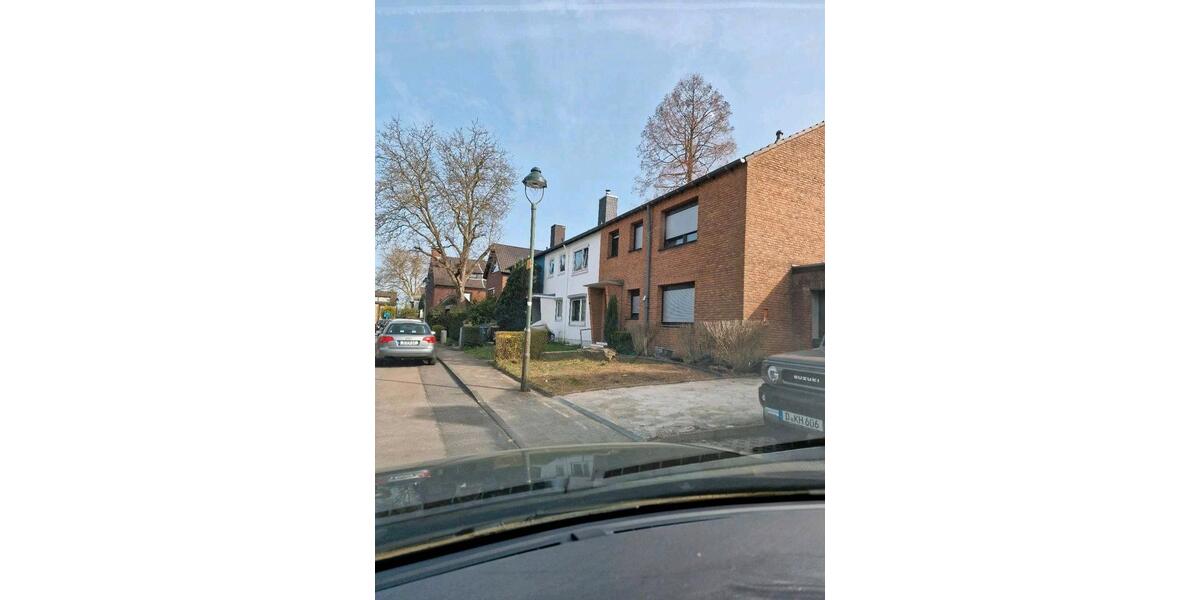 Etagenwohnung Düsseldorf Stadtbezirk 6 - 3 Zimmer, 85 m&sup2;, 1.300&euro; | Angebot:25972369