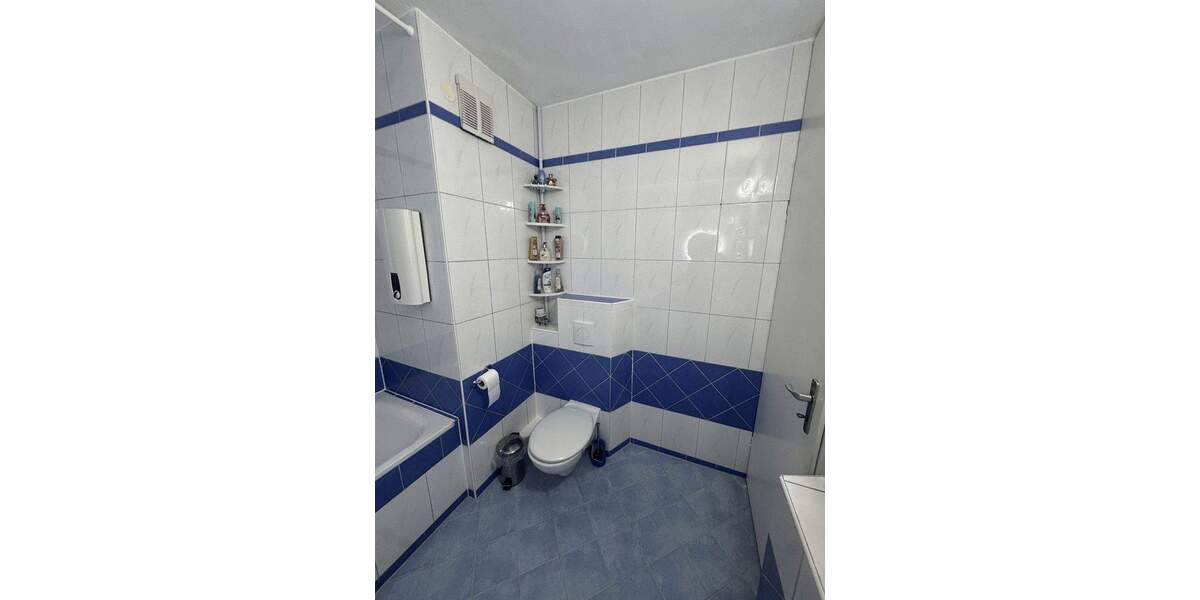 Etagenwohnung Krefeld Benrad-Nord - 3 Zimmer, 75 m&sup2;, 160.000&euro; | Angebot:25720773