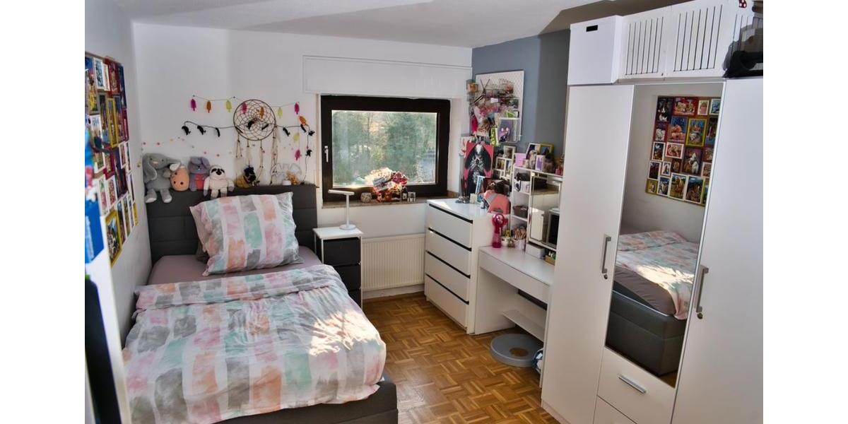 Etagenwohnung Jüchen - 3 Zimmer, 80 m&sup2;, 285.000&euro; | Angebot:26758007