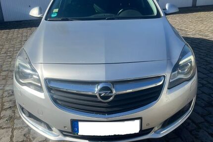 Opel Insignia 219.000 km 5.800 &euro; Düsseldorf 40597