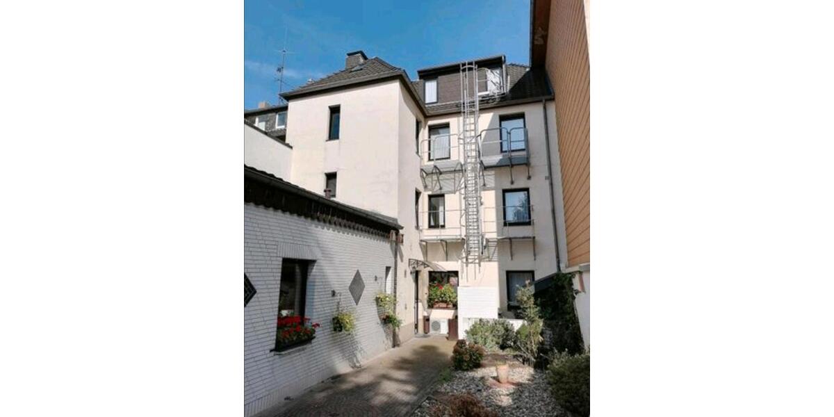 Etagenwohnung Krefeld - 1 Zimmer, 20 m&sup2;, 360&euro; | Angebot:24975316