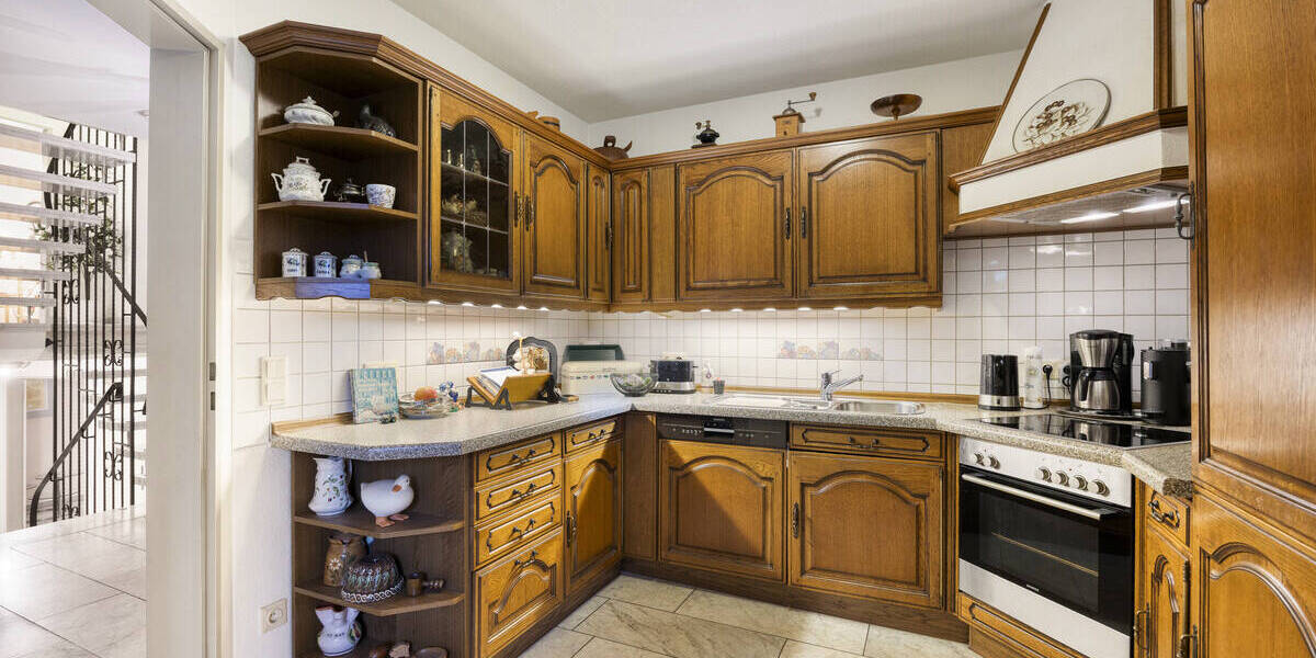 Einfamilienhaus Meerbusch-Ilverich Ilverich - 7 Zimmer, 206 m&sup2;, 995.000&euro; | Angebot:26390514