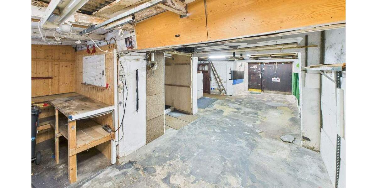 Einfamilienhaus Heinsberg Unterbruch - 8 Zimmer, 180 m&sup2;, 149.000&euro; | Angebot:25662058