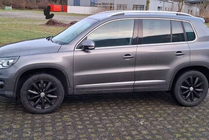 VW Tiguan 171.080 km 6.995 &euro; Straelen 47638